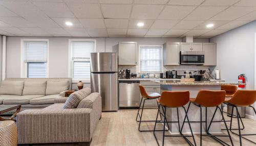 Updated 3BR 2BA Apartment Near NYC Airport - Foto 3