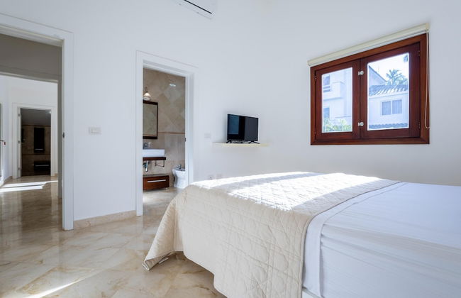 Beachfront 7BR Villa With Pool Maid Los Corales - Foto 23