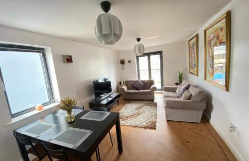 Lovely 2-Bedrooms Apartment Step to The Beach - Foto 8