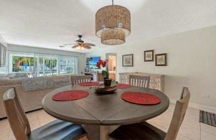 King Bed - Walk to St. Armand's Circle and Lido Beach in Minutes! - Foto 35