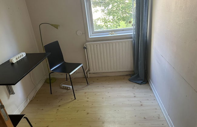 Apartment in Alvsjo Stockholm - Photo 9