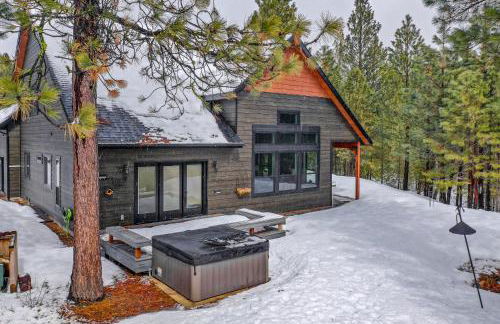 Camp 95 - Stunning Mountain Home - 4.5 Acres - Views - Hot Tub - Pet friendly - Private - Photo 55