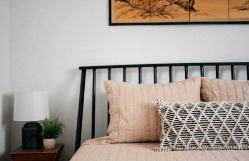 Japandi, 3BD Townhome Near Downtown, Beach and Wineries - Foto 36