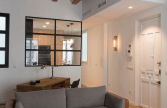 FLORIT FLATS - Chic and Central in a lively but quiet area All walking distance - Photo 13