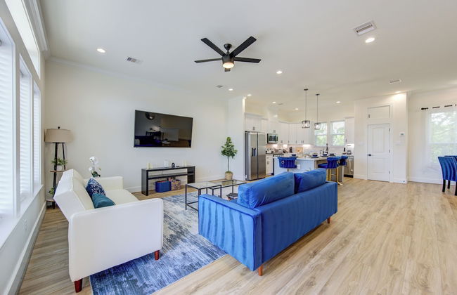 Modern Cozy Home with King Bed - Foto 1