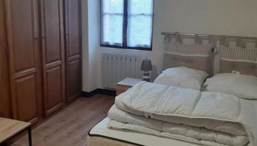 Gite au cœur du village du Périgord noir - Foto 2, wardrobe