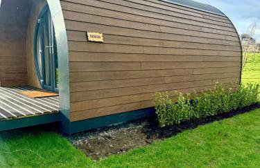 Rowan Hobbit Pod at Cowbridge Cabins - Foto 3