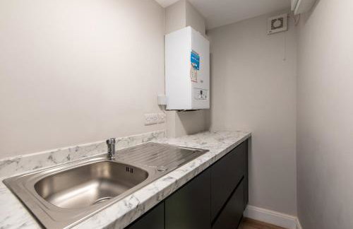 Bagworth House - Spacious 4BR Bungalow in Leicestershire - Photo 24