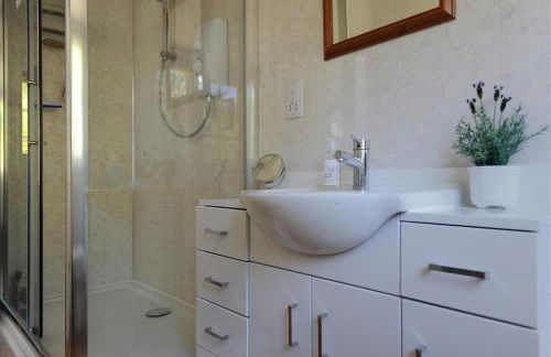 St Gabriels Cottage - Photo 17