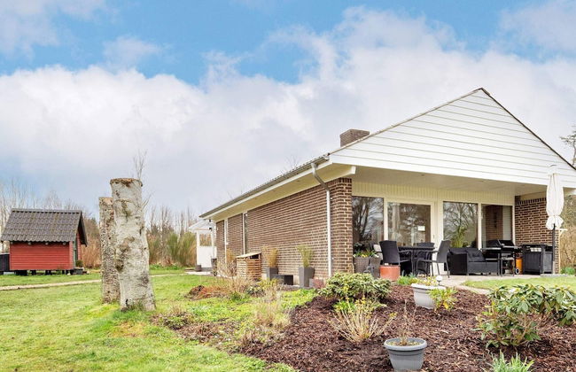 5 Person Holiday Home in Thyholm - Photo 35