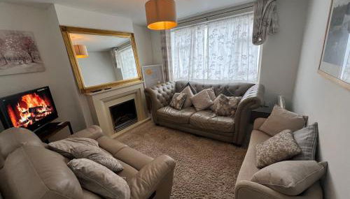 Contractors Corporate Charress House, 6 Bedrooms - Foto 1