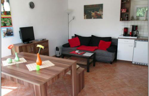 Bungalow direkt am Wasser - Photo 8