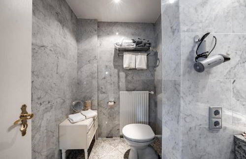 Villa Hedwig - Schwarzwald Apartments mit Thermalbad-Nähe & Balkon mit Bergblick - Foto 45