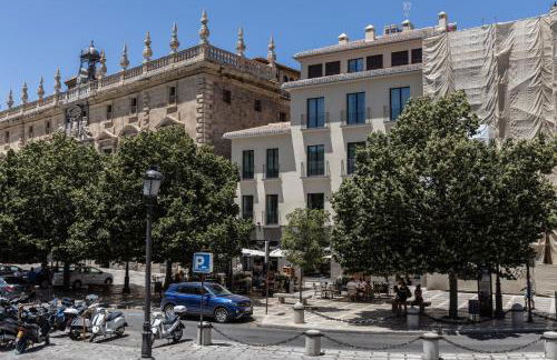 BiBo Suites Real Chancilleria - Photo 55