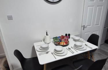 City Escape Stylish 4 bedroom house in Nottingham Sleep 9 - Foto 17