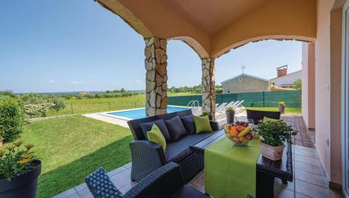 Holiday House Verica with pool - Foto 5