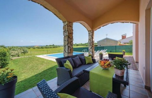 Holiday House Verica with pool - Foto 5