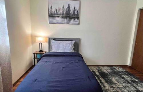 Beautiful 2BR Apartment. Black-out Curtains - Foto 2