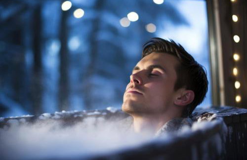 Cosy Garden Accommodation, Private Hot Tub & Four Poster Bed - Photo 2