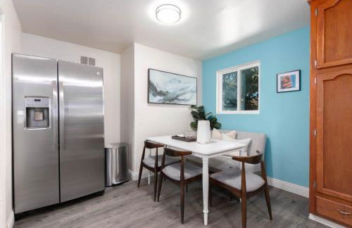 Movie Night 4BR Home with Projector Games & BBQ - Foto 4