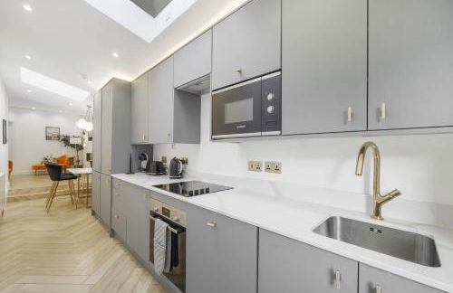 Stylish Kentish Town HomePrivate Garden Jacuzzi - Foto 18