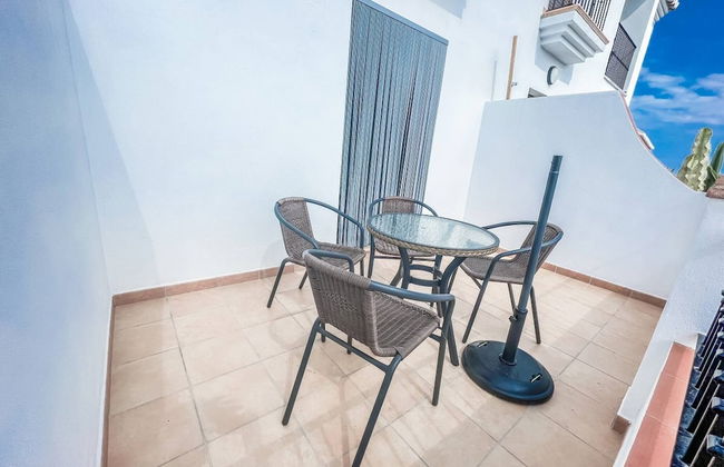 Modern Two Bedroom Apartment With Pool - Foto 26