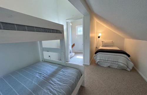 43TV peaceful mountain retreat fireplace firepit large yard WiFi - Foto 15