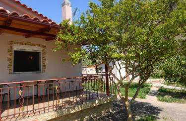 Emis House Krioneri - Photo 48