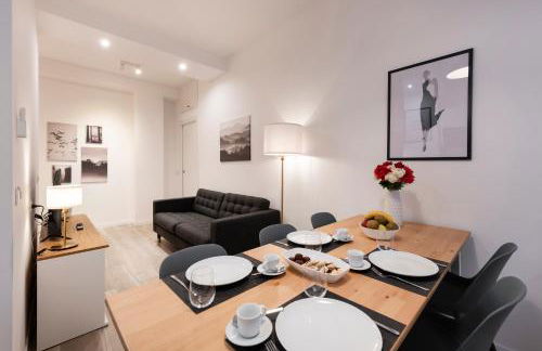 Caracciolo, 28 - Ampio per 5, posizione perfetta - Foto 12