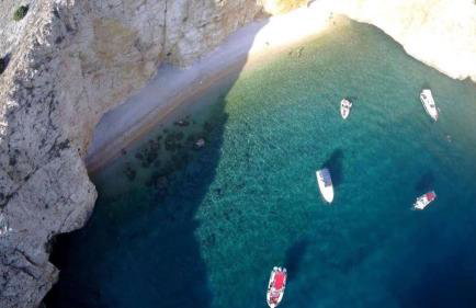 Villa Cecilia - 4 bedrooms, 4 bathrooms, heated inside pool, gym - Photo 37