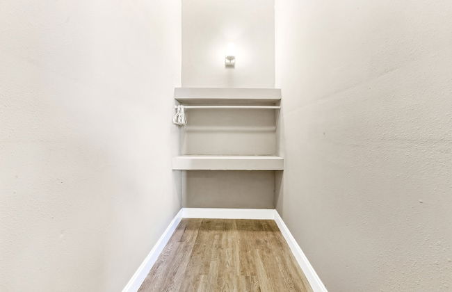 Fully Furnished Condos Near St Charles - Foto 14