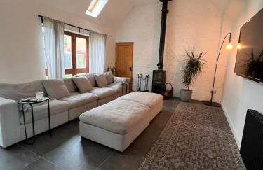 Oak Barn-ideal for Nec,Hs2,BHX,family gatherings - Foto 13