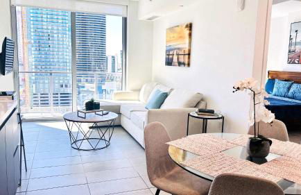 Contemporary Comfort Rooftop Views & Full Kitchen - Foto 5