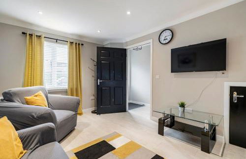 Superb 3 Bed Home Away from Home in Glasgow, just off M8 with free parking - Foto 70