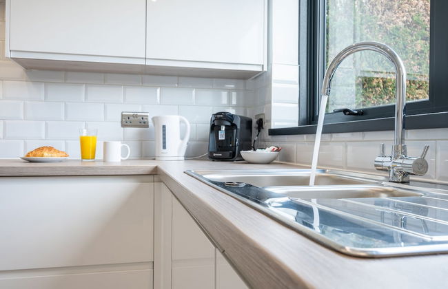 Trinity View by Tŷ SA - in Newport - Photo 16