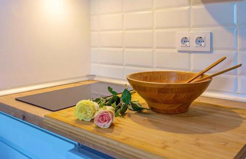 Wehostcostaluz Le Petit Palace Catedral con parking gratuito - Foto 32