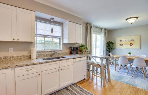 3 Mi to Riverwalk Pet-Friendly Home with Yard! - Foto 10