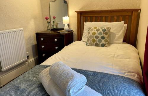 Family-friendly cottage - walk to stunning beach - Foto 35