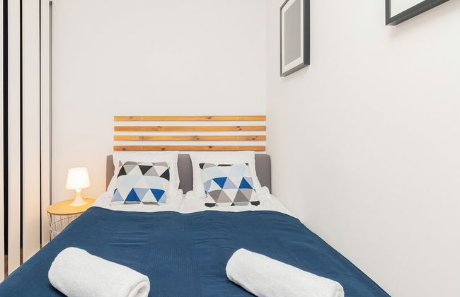 Apartment Władysława IV by Renters - Photo 2