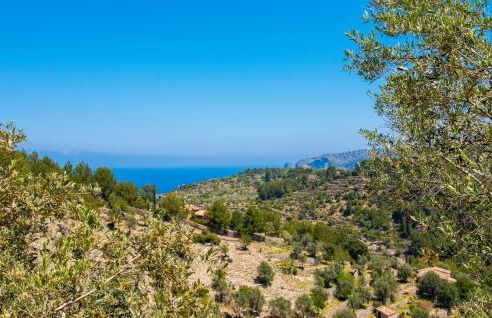 Beautiful Home In Deia With Private Swimming Pool, Can Be Inside Or Outside - Foto 9