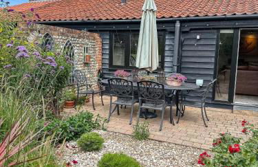 Modern two bed barn in Happisburgh - dog friendly - close to beach - Photo 34
