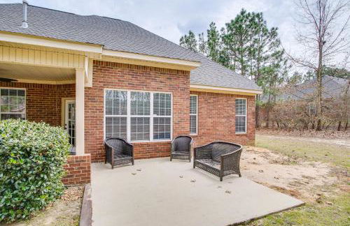 Tee Off in Augusta Masters Retreat with Patio - Foto 28