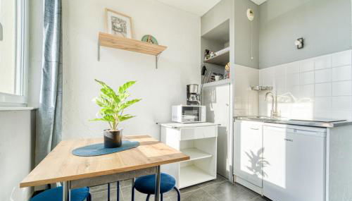 Mon Rez-de-Chaussée Ville Parking Privé Un-Séjour-à-Part - Foto 2