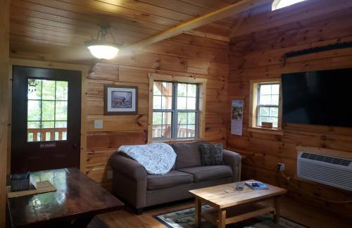 The Hampton - An Amish Built Deluxe Log Cabin - Foto 6