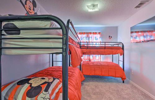 Less Than 8 Mi to Disney Getaway with Deck in Kissimmee! - Foto 22
