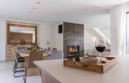 Naramia Sagaro Villa - with Pool-garden-10 Pax - Foto 29