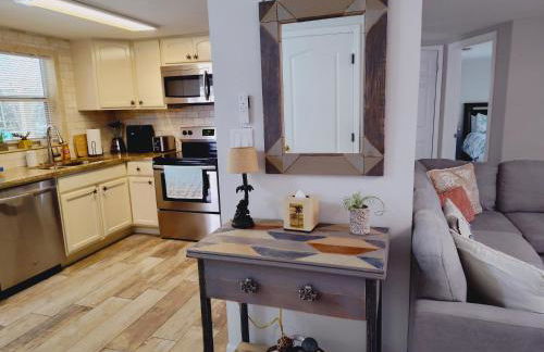 Heated & Screened in Pool - Photo 24