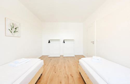 Tolstov Apartments - Monteurwohnung - 3 Schlafzimmer - Küche - Balkon - Waschmaschine - Foto 10