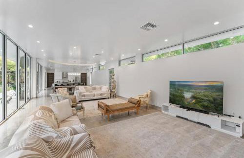 Floral City Oasis - Pool, BBQ Area & Forest View - Foto 27