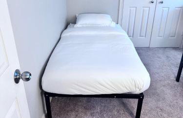 Modern Elegance Prime Location in Carrollton - Foto 17